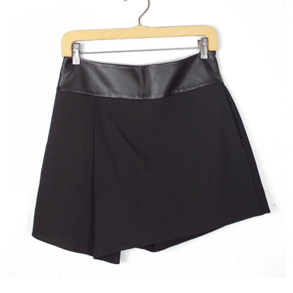 TIBI New York Black Lamb Leather Trim Mini Skort - Picture 3 of 12